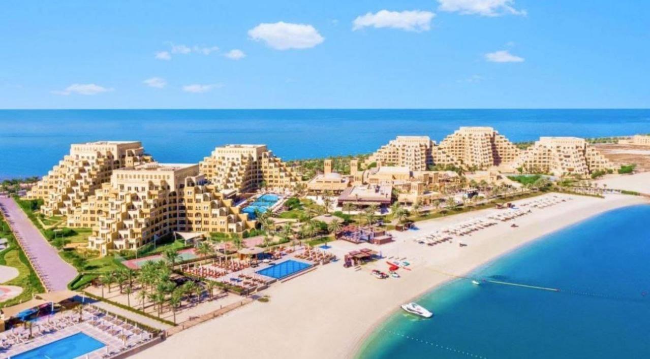 Seaview Escape Family Two-bedroom With Seaview