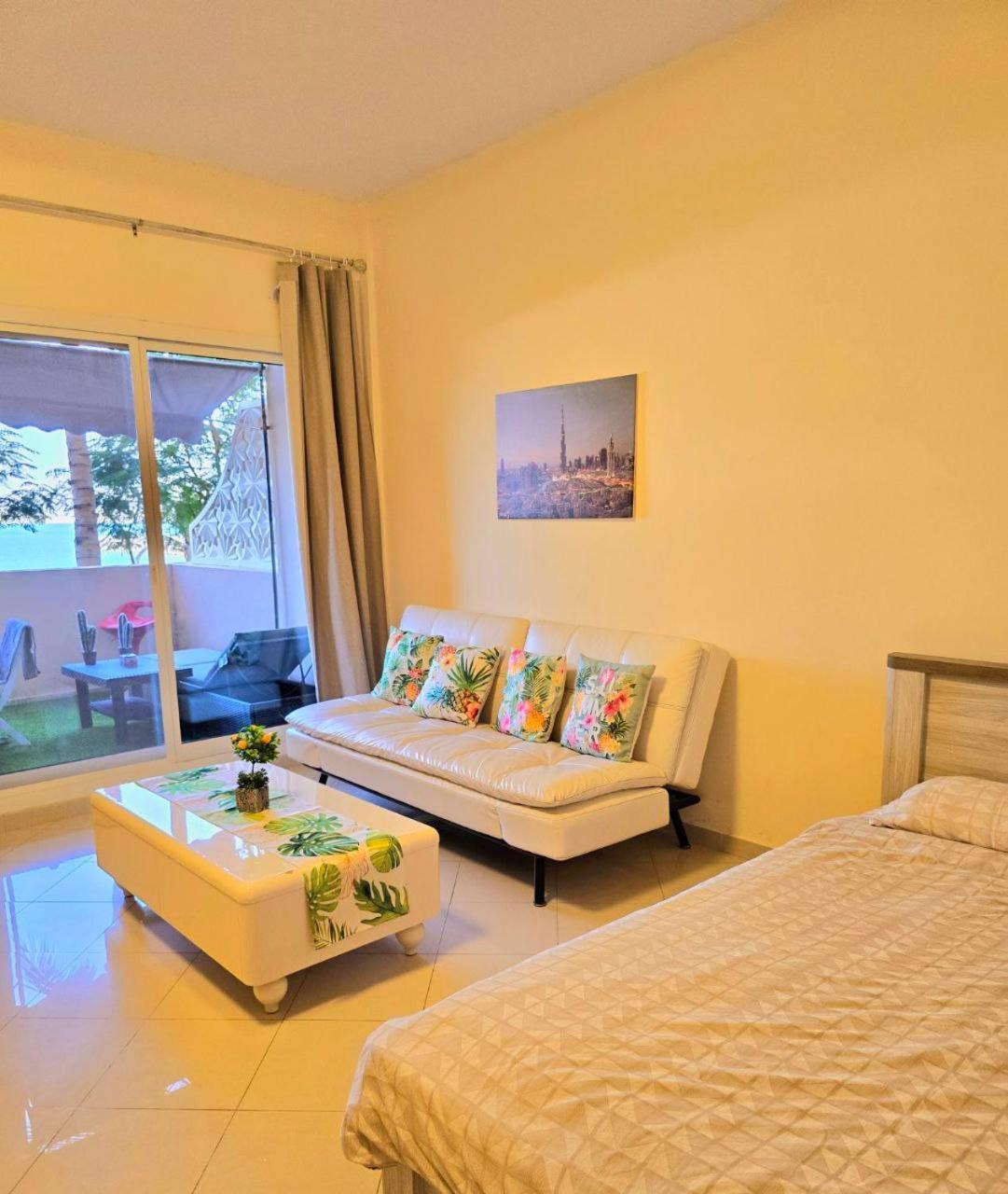 Apartment Seaview Escape Family Two-bedroom With Seaview *