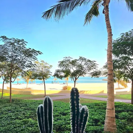Seaview Escape Family Two-Bedroom Apartment With Seaview Ras al-Khaimah Exterior photo